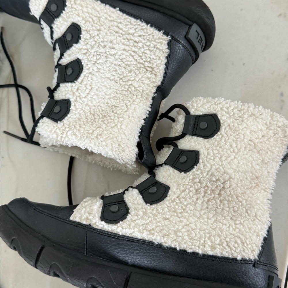 Sorel Women’s Explorer II Joan Boot. Size 7.5. Black/Sea Salt. - Picture 10 of 11